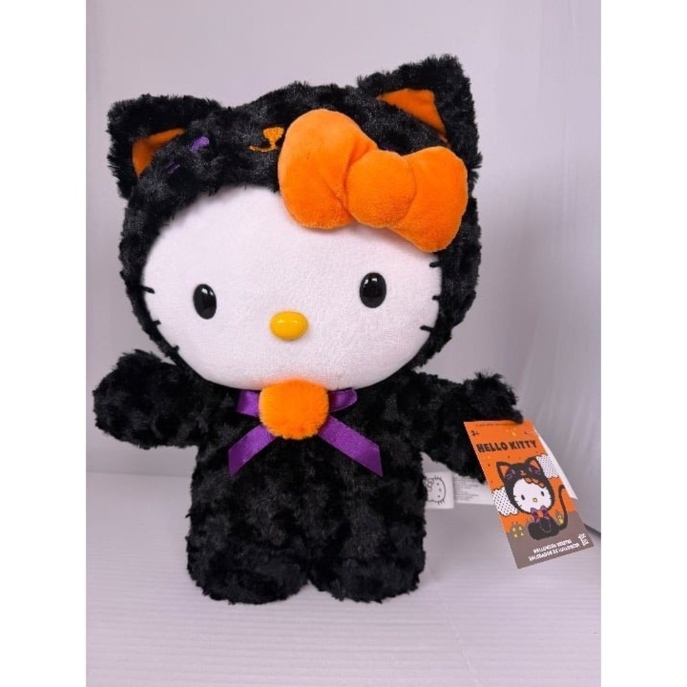 NWT‎ -Hello Kitty Cat Halloween Greeter 2025
